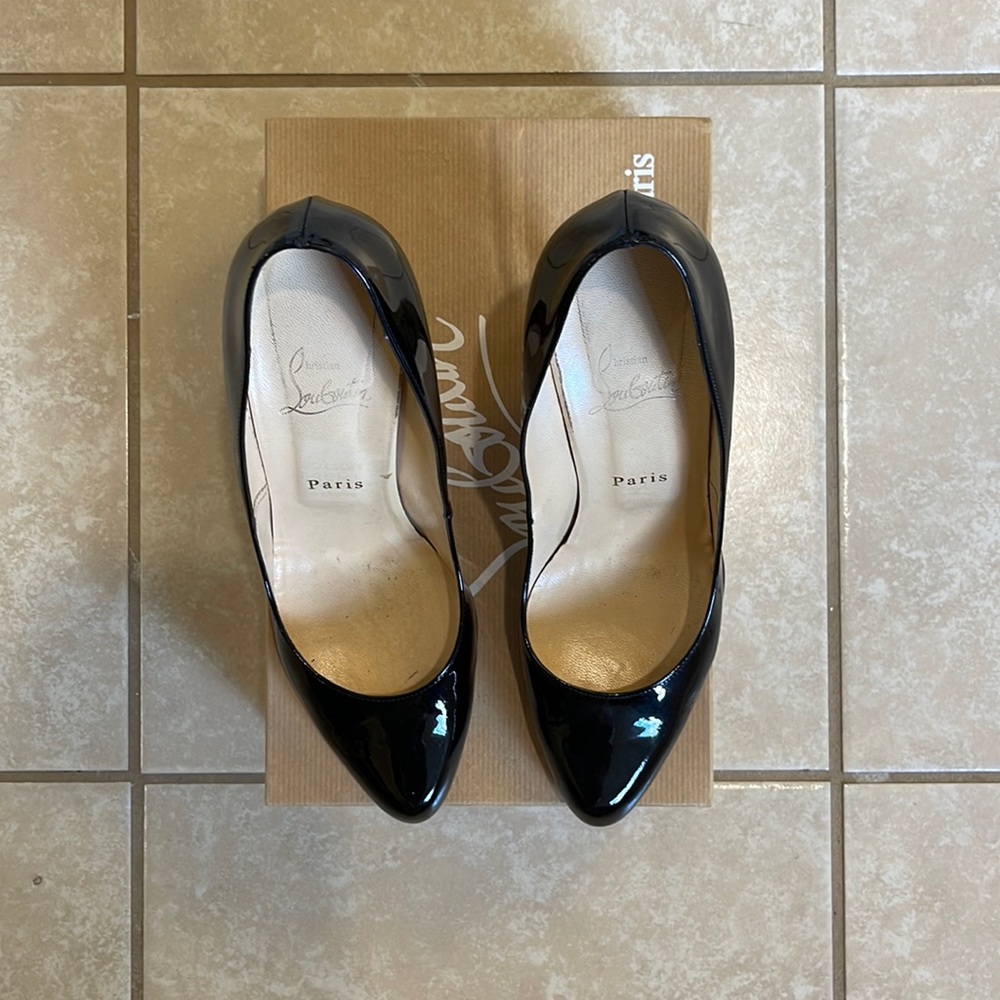 Black Patent Louboutin Decollete 100 size 40